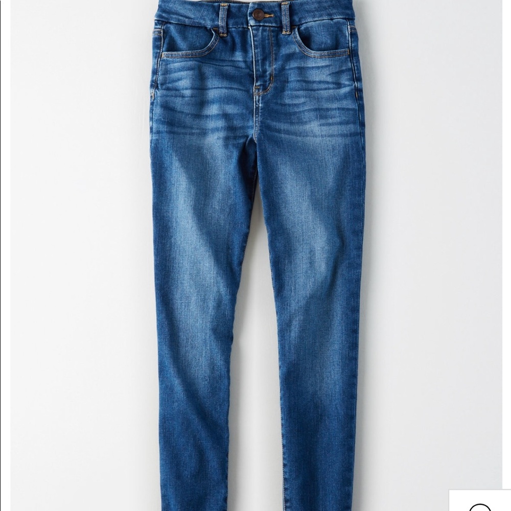 AMERICAN EAGLE CURVY HIGH-WAISTED JEGGING